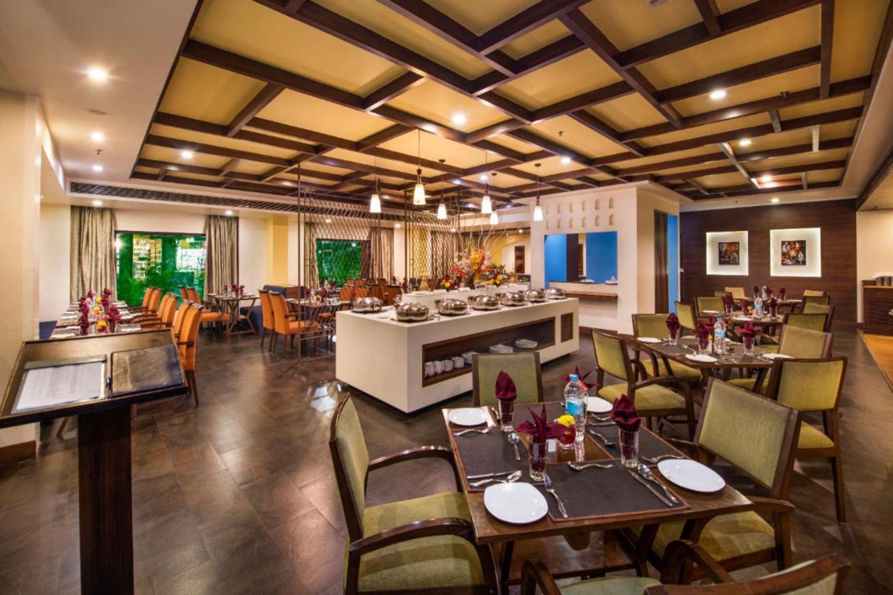 Hotel Abigail Goradia'S Shirdi Extérieur photo