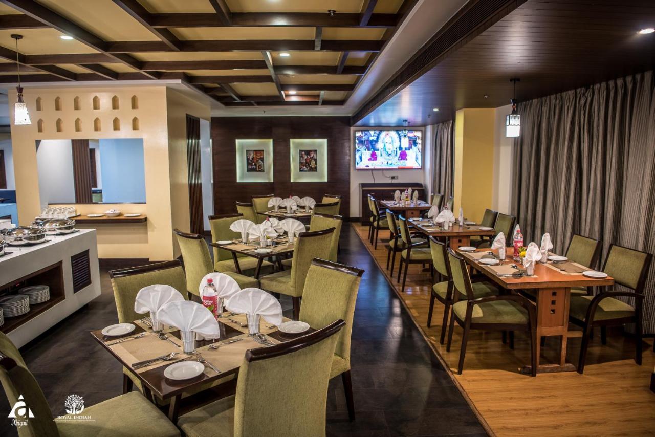 Hotel Abigail Goradia'S Shirdi Extérieur photo